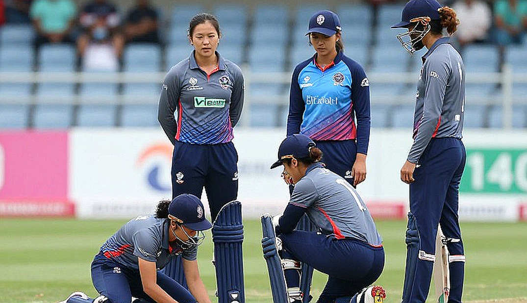 खाली फ़ाइल, भरा भरोसा: क्रिकेट के डेटा डेस्क की चुप्पी क्यों सबसे महंगी पड़ती है खाली फ़ाइल, भरा भरोसा: क्रिकेट के डेटा डेस्क की चुप्पी क्यों सबसे महंगी पड़ती है
